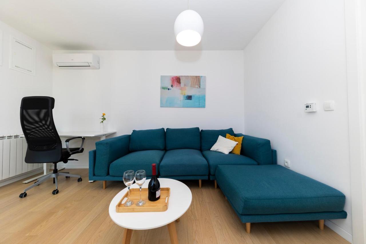 Lusea Apartment Zara Esterno foto