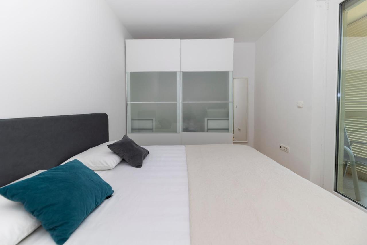 Lusea Apartment Zara Esterno foto
