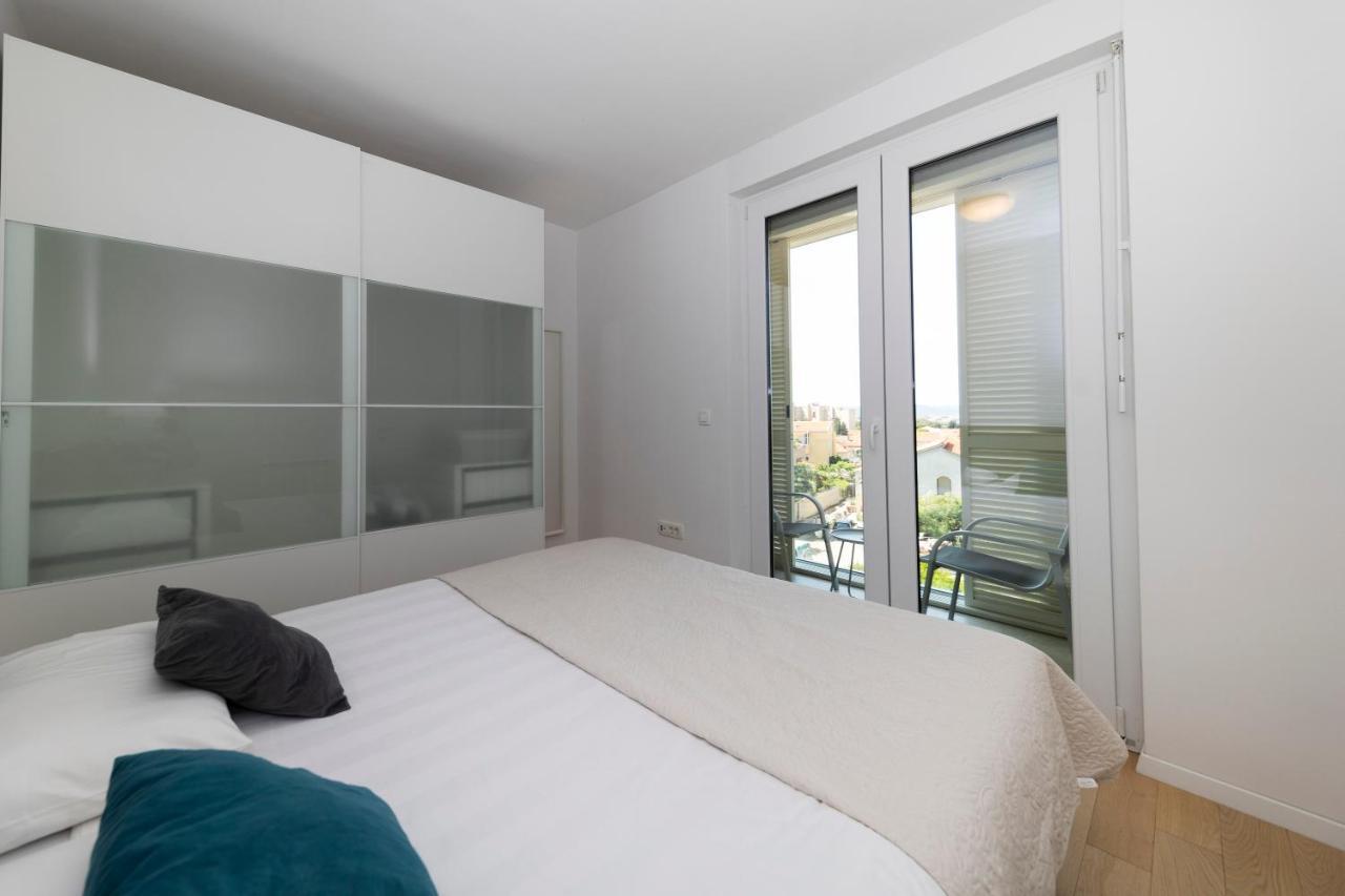 Lusea Apartment Zara Esterno foto